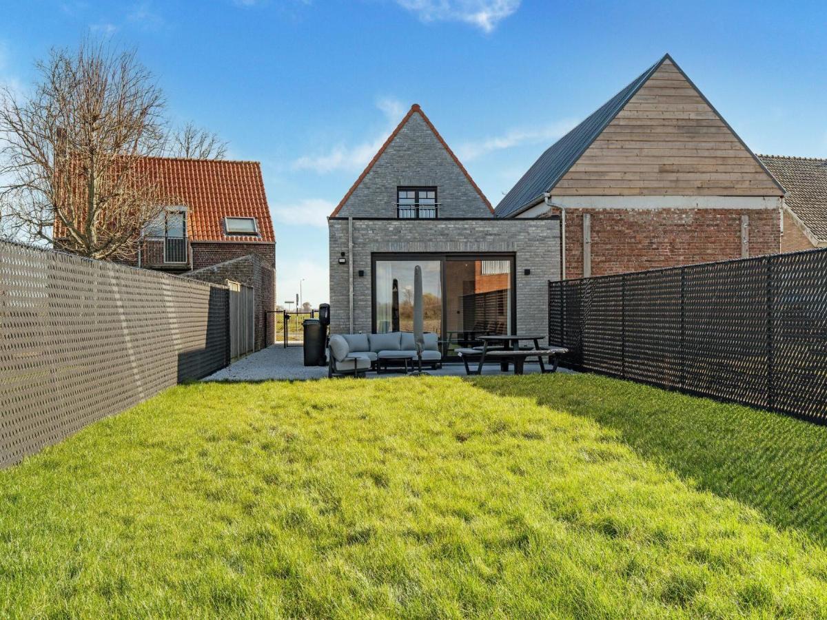 Modern Holiday Home With Garden アールデンブルグ エクステリア 写真
